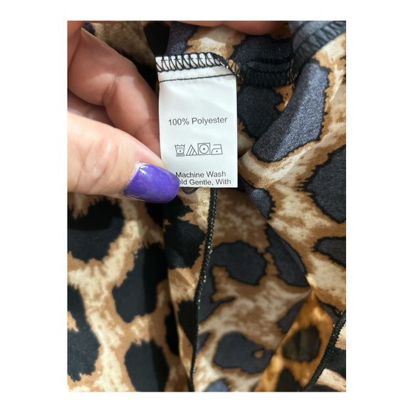 2 for 1 ❤️ NWOT Shein Sleeveless Tops - Picture 8 of 8